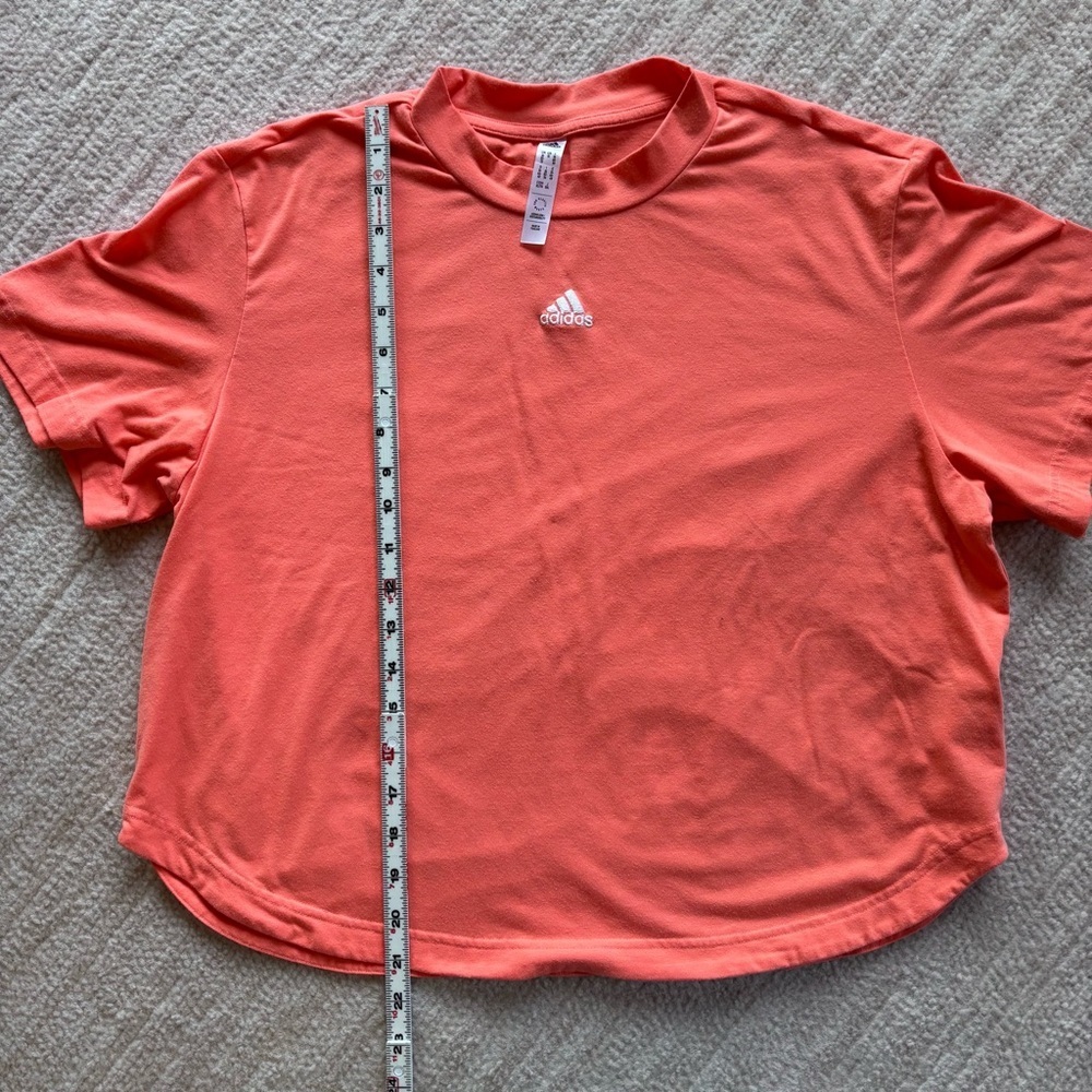 adidas Coral-Pink Short Sleeve Cropped Tee with Chest Logo XL - Picture 6 of 8